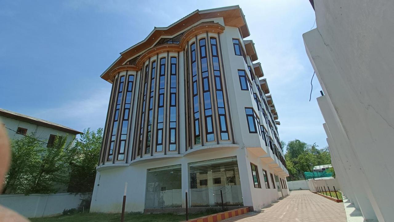 Hotel Zoon Dabb Srinagar Airport Kashmir Eksteriør bilde