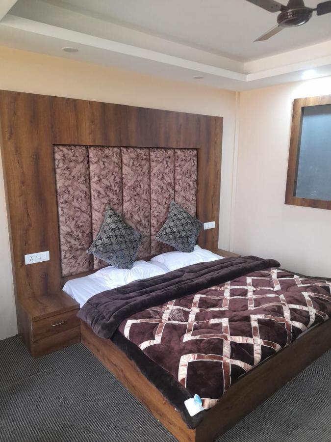 Hotel Zoon Dabb Srinagar Airport Kashmir Eksteriør bilde