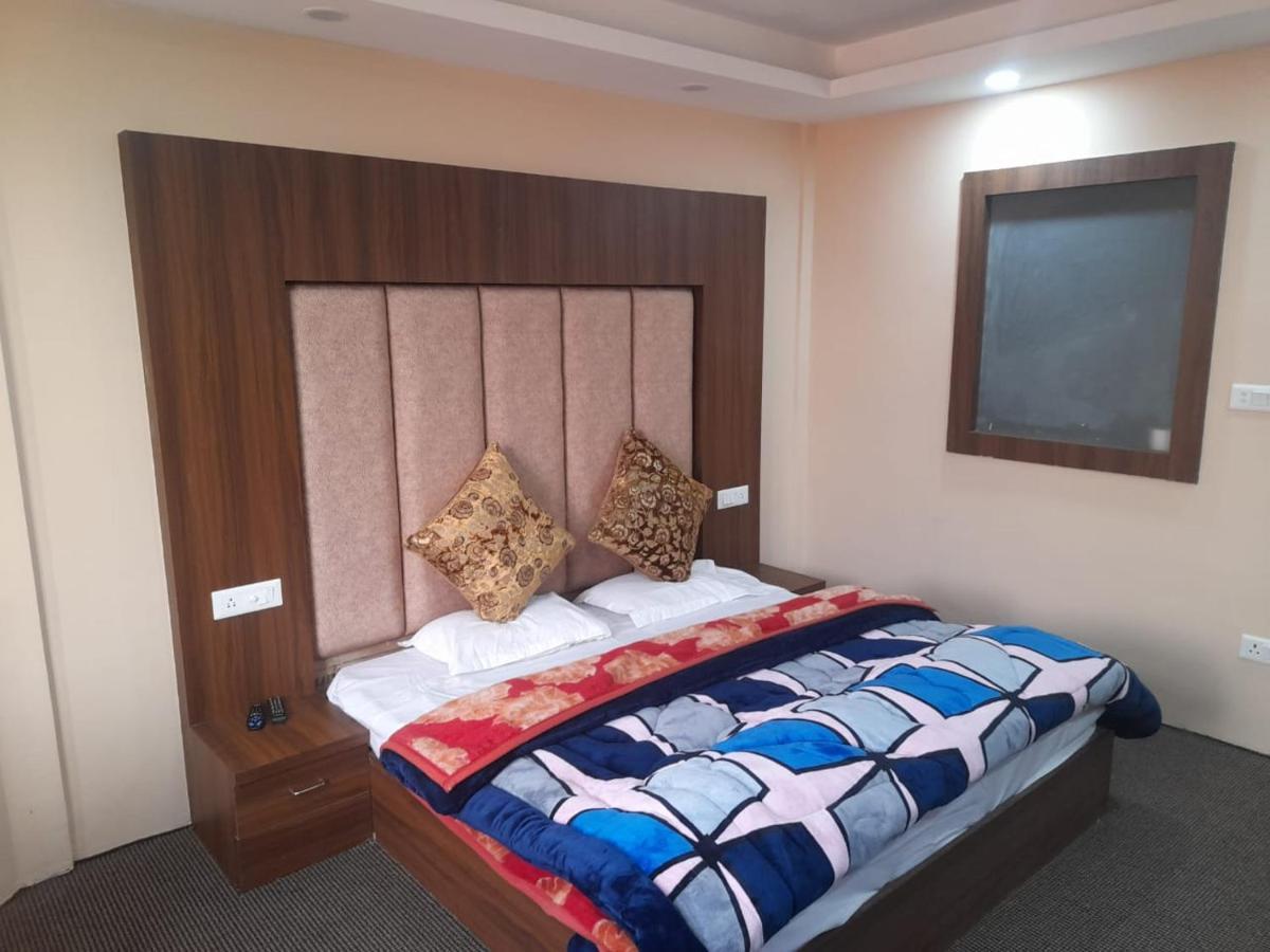 Hotel Zoon Dabb Srinagar Airport Kashmir Eksteriør bilde