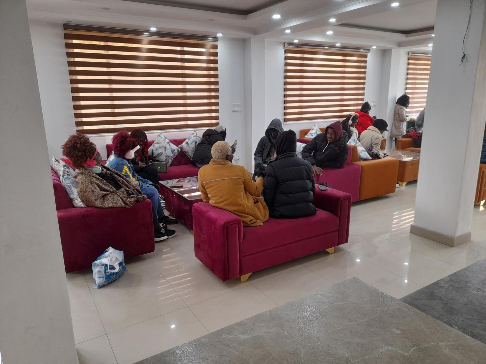 Hotel Zoon Dabb Srinagar Airport Kashmir Eksteriør bilde