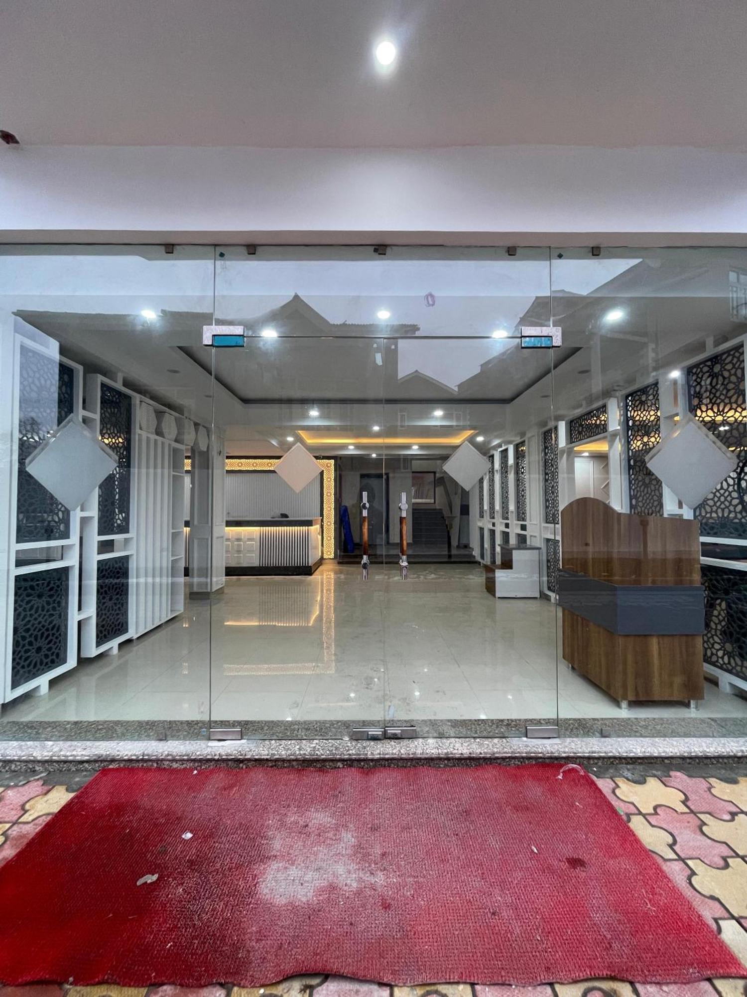 Hotel Zoon Dabb Srinagar Airport Kashmir Eksteriør bilde